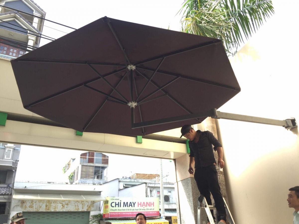 Lắp Đặt Dù Che Nắng Đẹp Tại Sài Gòn, Mẫu Dù Treo Tường Cực Đẹp Nhất
